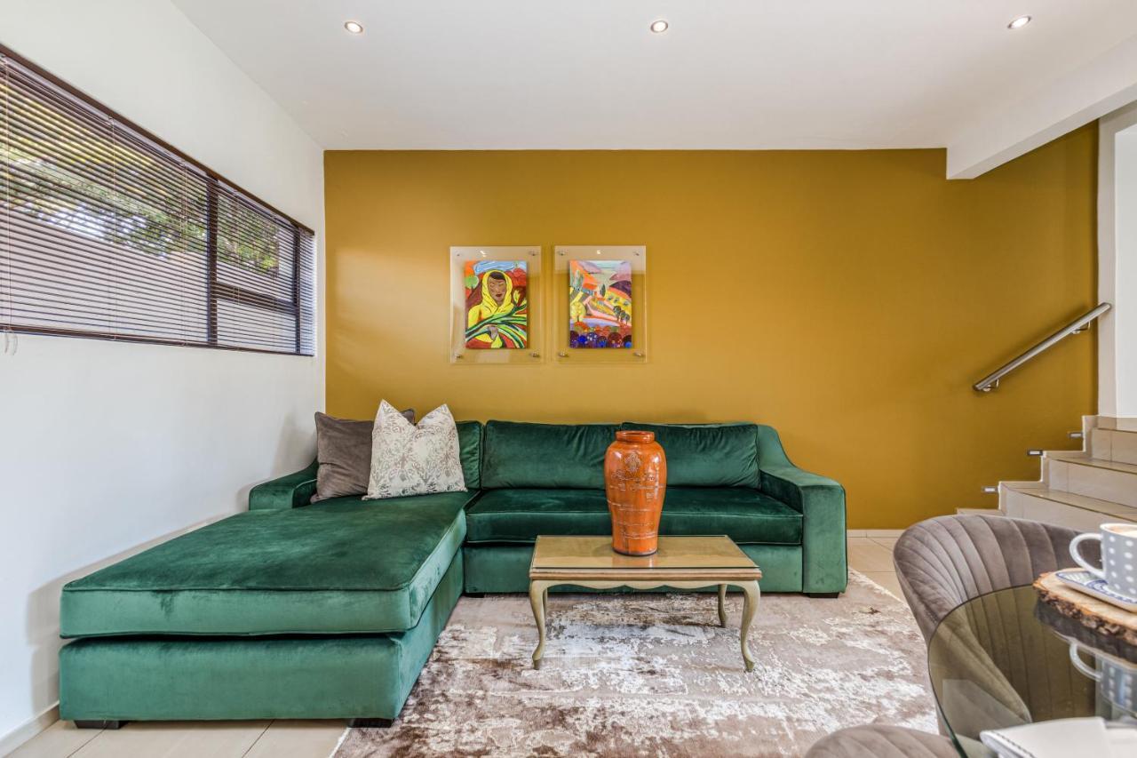 Fleur De Lis Guesthouse Krugersdorp Luaran gambar